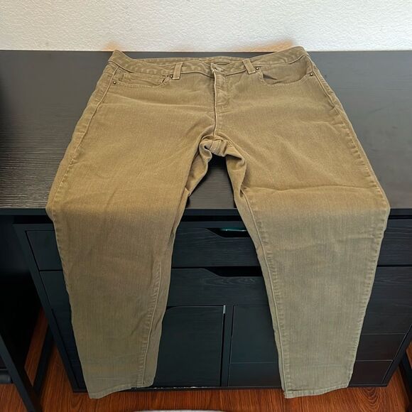 Michael Kors Skinny Jeans ~ Camo Green ~ Size 8 - Picture 1 of 7